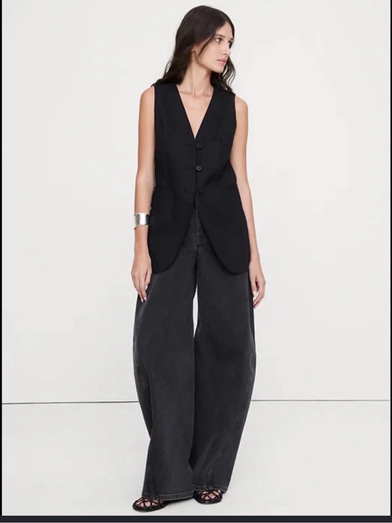 4Th + Reckless Sweaters - 4th +Reckless Chloe Waistcoat Women's Black Sleeveless Tailored Knit Vest